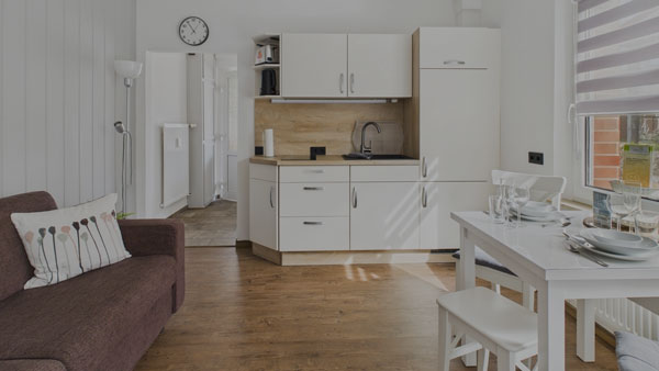 Kachel Ferienwohnung 3 direkt am See in der Nähe von Brandenburg auf dem Campingplatz Wusterhausen
